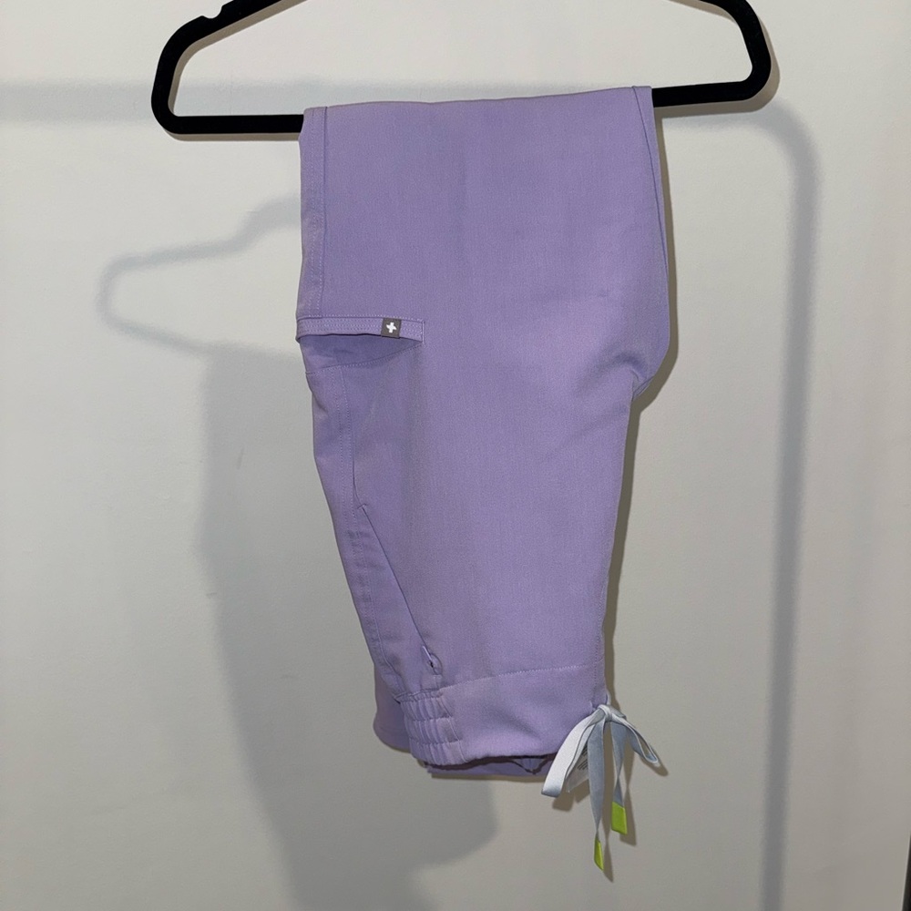 Figs Women’s Lavender Dew Evans Skinny Scrub Pants
